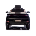 Kép 5/10 - Chipolino Porsche Cayenne elektromos autó bőr üléssel - black