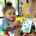 Kép 10/10 - Baby Einstein Ugráló/aktívcentrum, 2in1 Ocean Explorers Airplane Adventure™, 6 hó+, 12 kg-ig