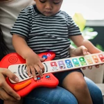 Kép 2/10 - BABY EINSTEIN Fa zenélő játék gitár Together in Tune Guitar™ Connected Magic Touch™ HAPE - 