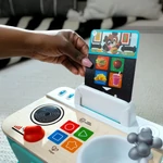 Kép 7/10 - Baby Einstein Zenélő játékkonyha, Magic Touch Kitchen™ Pretend to Cook, HAPE, 9 hó+