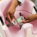 Kép 6/10 - Ingenuity székmagasító, Baby Base™, Peony, 6 hó+, 22 kg-ig