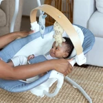 Kép 2/10 - INGENUITY Hintázó zenélő 0m+, 9 kg-ig - Chambray 