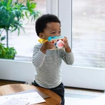 Kép 10/10 - BABY EINSTEIN Interaktív játék hanggal fényképezőgép HAPE - 6hó+