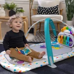 Kép 4/5 - BABY EINSTEIN Kiságy járókával és zongorával 3in1 Kick & Snooze - 0hó+