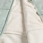 Kép 9/10 - ERGOPOUCH Hálózsák organikus pamut 3-12 hó 6-10 kg 2,5 tog - Jersey Sage