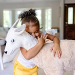 Kép 2/3 - Melissa & Doug, élethű plüss, láma