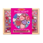 Kép 1/3 - Melissa & Doug Kreatív játék, Fa gyöngy szett, szívecskék