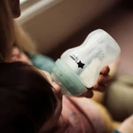 Kép 6/6 - Tommee Tippee cumisüveg Advanced anti colic újszülött kezdő szett türkiz
