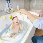 Kép 4/4 - Badabulle fürdõjáték spriccelõs 8db B017023