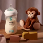 Kép 8/9 - Philips AVENT cumisüveg Natural Response AirFree szeleppel 260ml elefánt