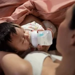 Kép 8/9 - Philips AVENT cumisüveg Natural Response AirFree szeleppel 125ml