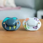 Kép 5/7 - Tommee Tippee játszócumi Moda 2db 18-36hó Midnight Jungle