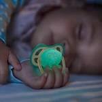 Kép 3/4 - Philips AVENT játszócumi Ultra Air éjszakai 0-6hó fiús 2db