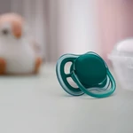 Kép 4/5 - Philips AVENT játszócumi Ultra Air neutral 6-18hó fiús kék 2db