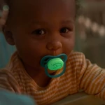 Kép 3/4 - Philips AVENT játszócumi Ultra Air éjszakai 6-18hó 1db