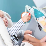 Kép 7/10 - Taf Toys játék autóba Penguin Play and Kick Car Toy zenélő pingvin 12955