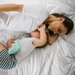 Kép 7/7 - BabyOno cseresznyemagos párna - Cherry hideg-meleg terápiához türkiz 796/04