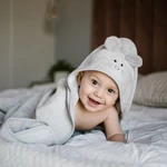 Kép 6/6 - BabyOno fürdőlepedő kapucnis bambusz 100x100cm egérfülekkel szürke 1553/03