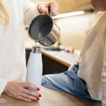Kép 4/9 - Zopa termosz - rozsdamentes acél, fogantyúval 480 ml Stars