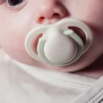 Kép 8/8 - Tommee Tippee játszócumi Newborn 2db 0-2hó