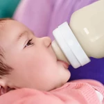 Kép 6/7 - Philips AVENT cumisüveg Anti-colic 260ml 1hó