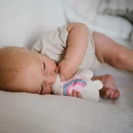 Kép 4/5 - BabyOno játékfigura lapos Lulu láma rózsaszín 1557/01