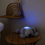 Kép 4/4 - Nattou éjjeli fény projektor zenélő plüss koala szürke