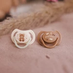 Kép 3/4 - BabyOno játszócumi szimmetrikus szilikon dupla  Sweet Love 0-6 hó 1669/01