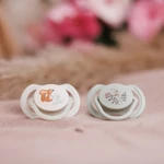 Kép 3/4 - BabyOno játszócumi szimmetrikus szilikon dupla  So Cute 6-18 hó 1669/02