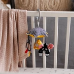 Kép 6/7 - BabyOno játék babakocsira kontrasztos színekben MOUSE 1678