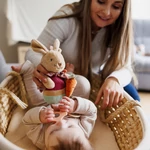 Kép 4/5 - BabyOno csörgõ Karolina nyuszi plüss 31cm 1685