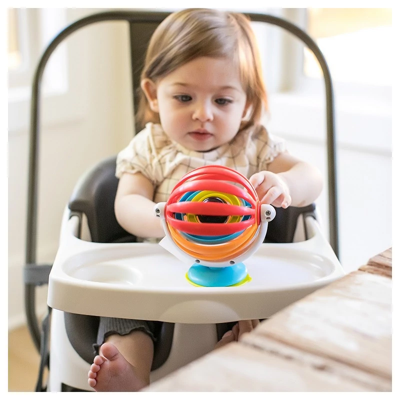 Baby Einstein Aktív játék tapadókoronggal, Sticky Spinner™, 3 hó+