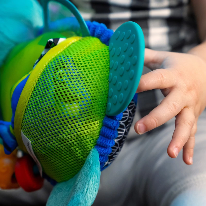 Baby Einstein Aktív játék C-karikán teknős Neptune’s Sensory Sidekick™, 0,hó+