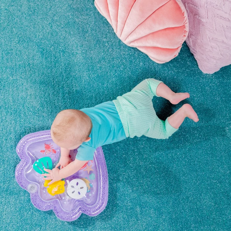 DISNEY BABY Vizes játszószőnyeg The Little Mermaid Sea Treasures™ 37x45 cm - 0m+