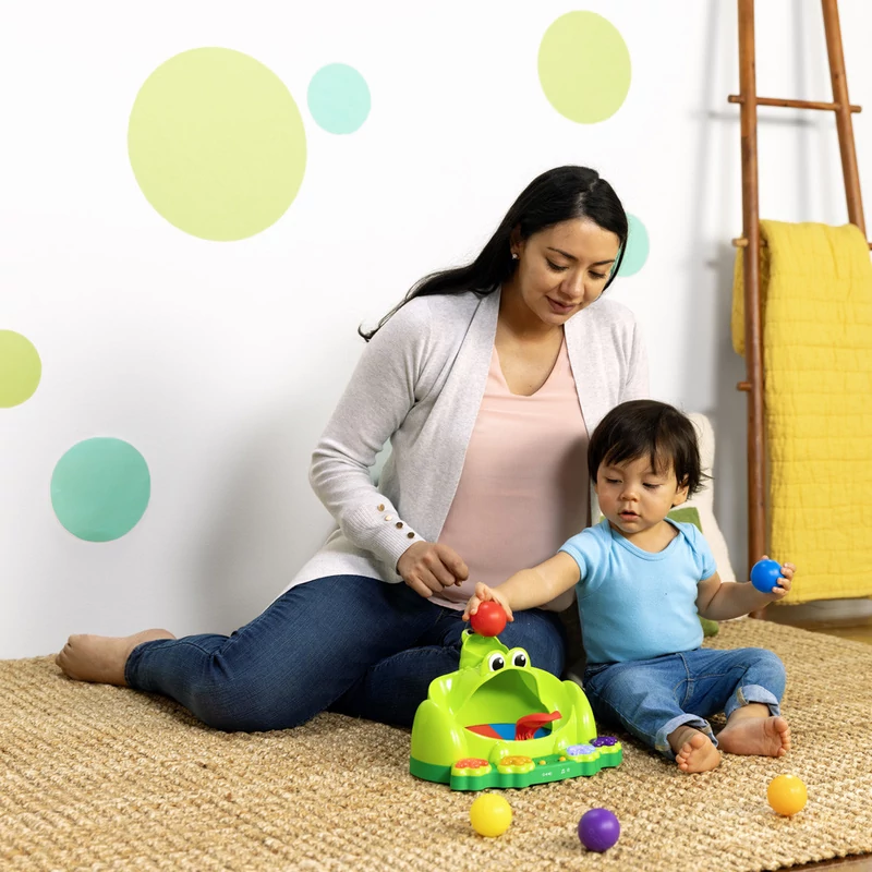 BRIGHT STARTS Interaktív játék Poppin' Ball Frog™ 6m+