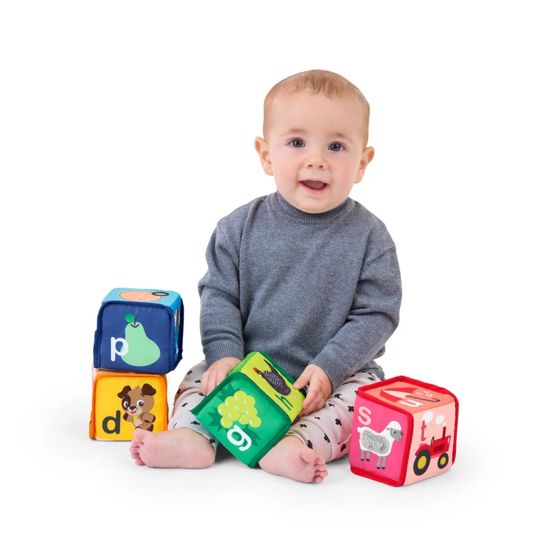 BABY EINSTEIN Textil játék kockák ábécé Alpha Stacks™ 4db, 3hó+