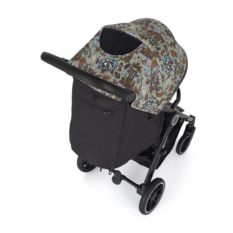 Petite&Mars Sport babakocsi Street2 RWS Black, Napfénytető, Limited 100, Wonderland Complete