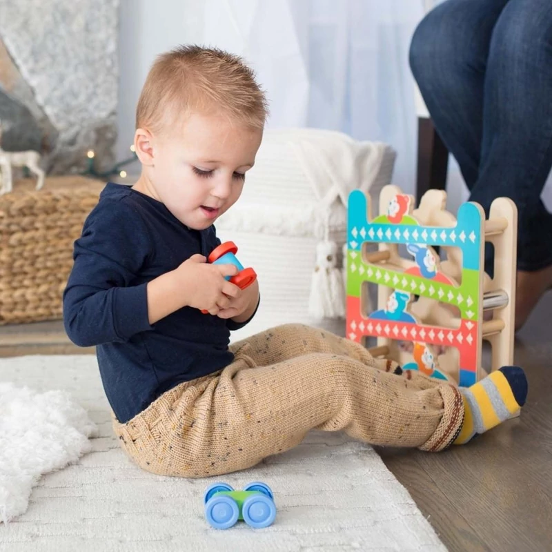 Melissa & Doug Bébi és tipegő fajátékok, Cikk-cakk autópálya