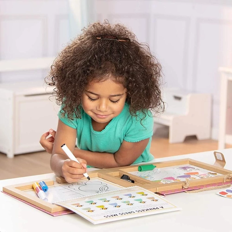 Melissa & Doug Kreatív játék, Letörölhető rajzoló és mágneses játékkészlet - hercegnő