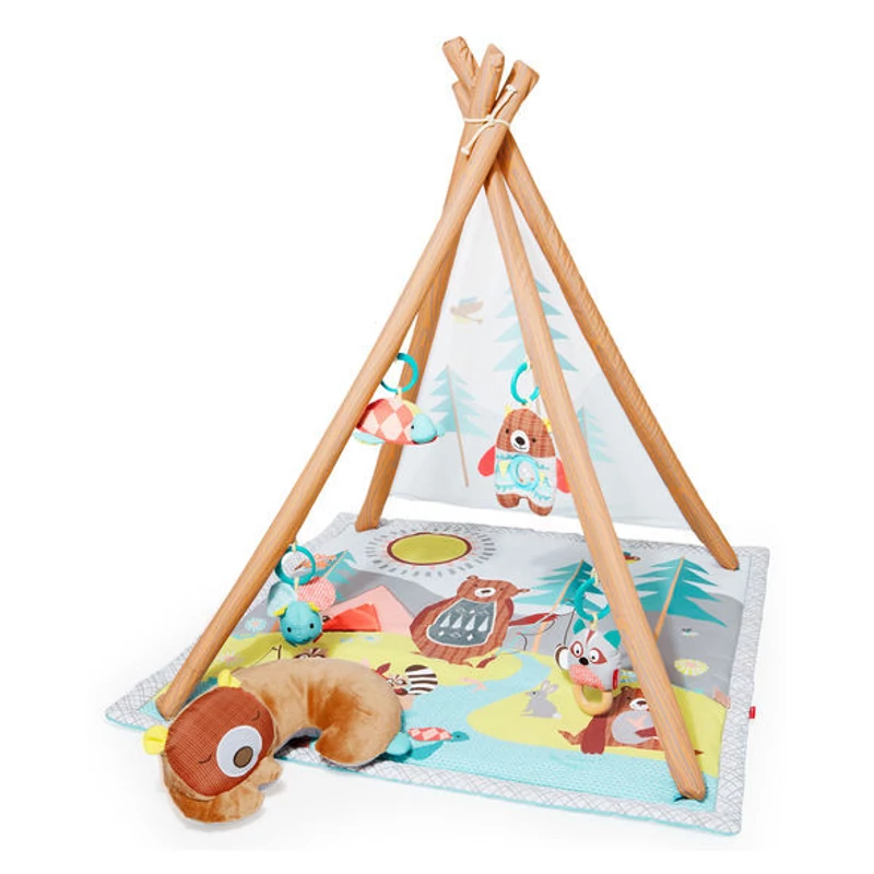 Skip Hop játszószőnyeg játékhíddal Camping Cub