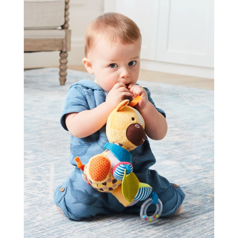 Skip Hop Bandana Buddies készségfejlesztő játék zsiráf