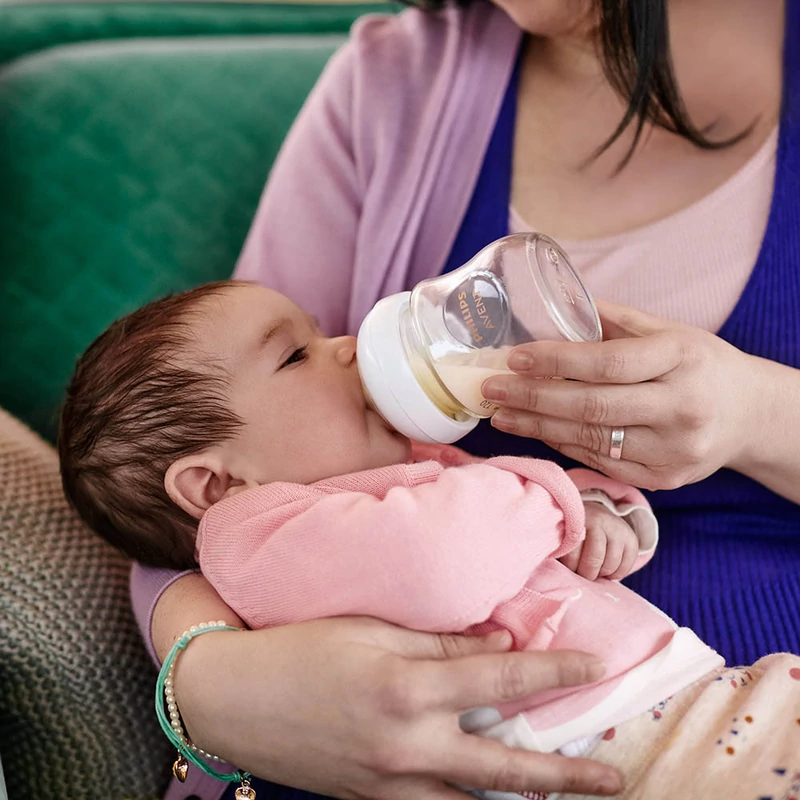 Philips AVENT újszülött szett Natural Response üveg 8 részes